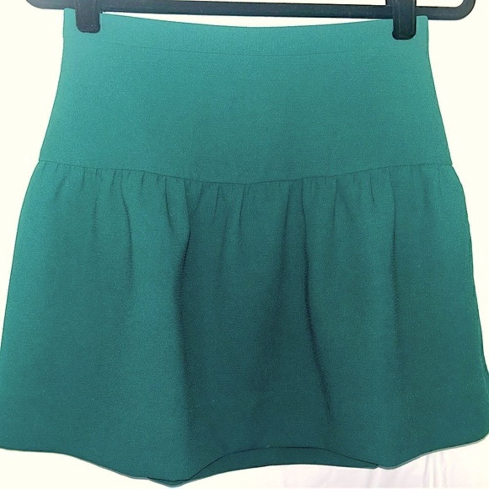 3/$25 ALL Skirts J. Crew Flare Skirt- Emerald Green/Size 0 - Picture 1 of 8